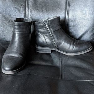 Black ankle zip booties